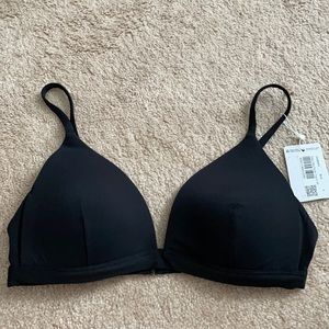 NWT Lululemon deep sea bikini top size 6 C cup